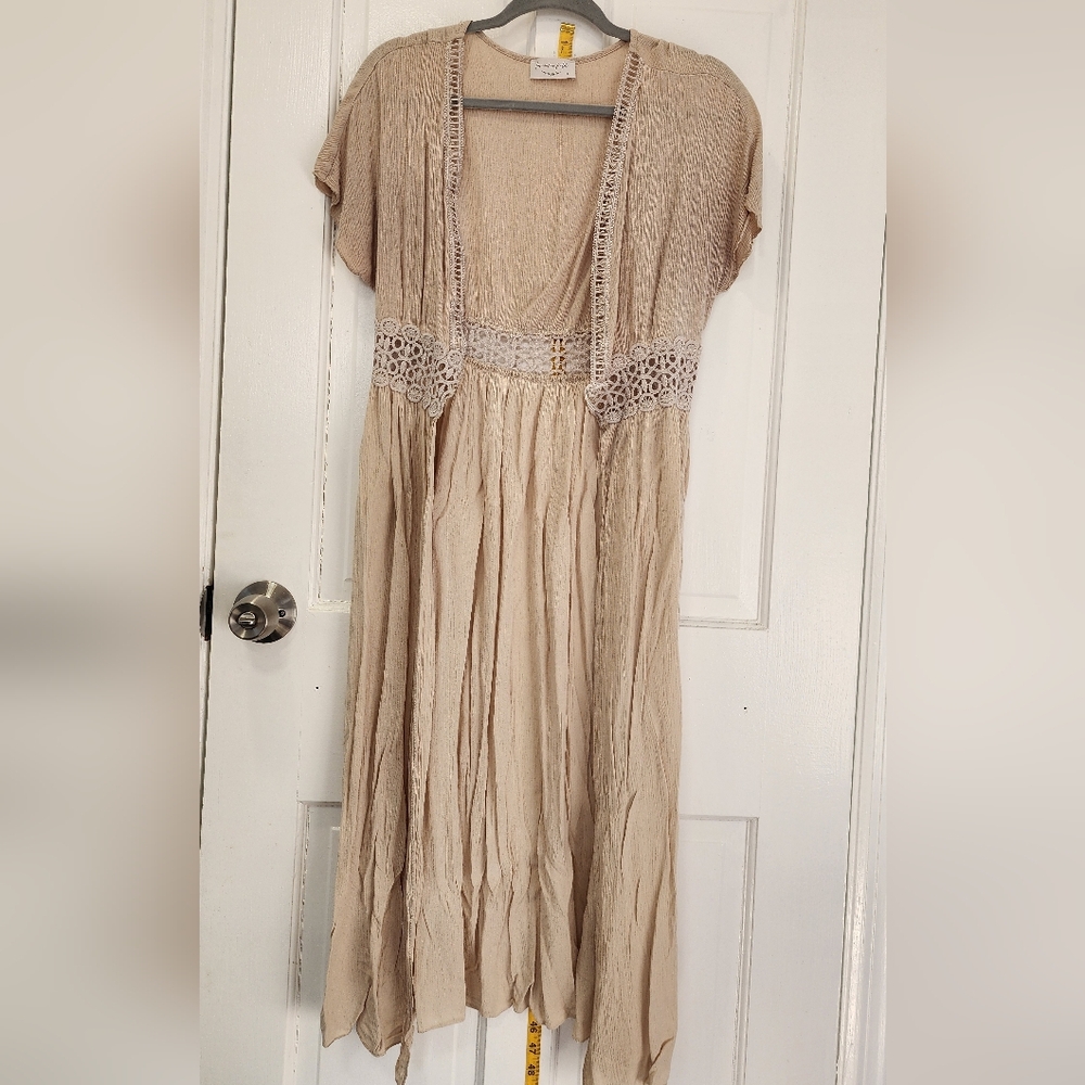 Lavender Field Beige Lace Kimono/Duster